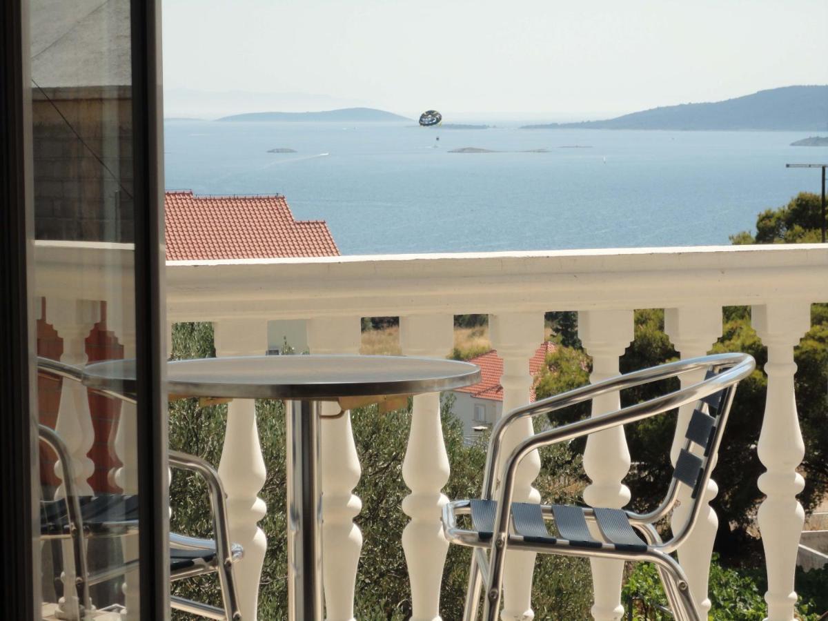 Apartments Ilak Trogir Ngoại thất bức ảnh