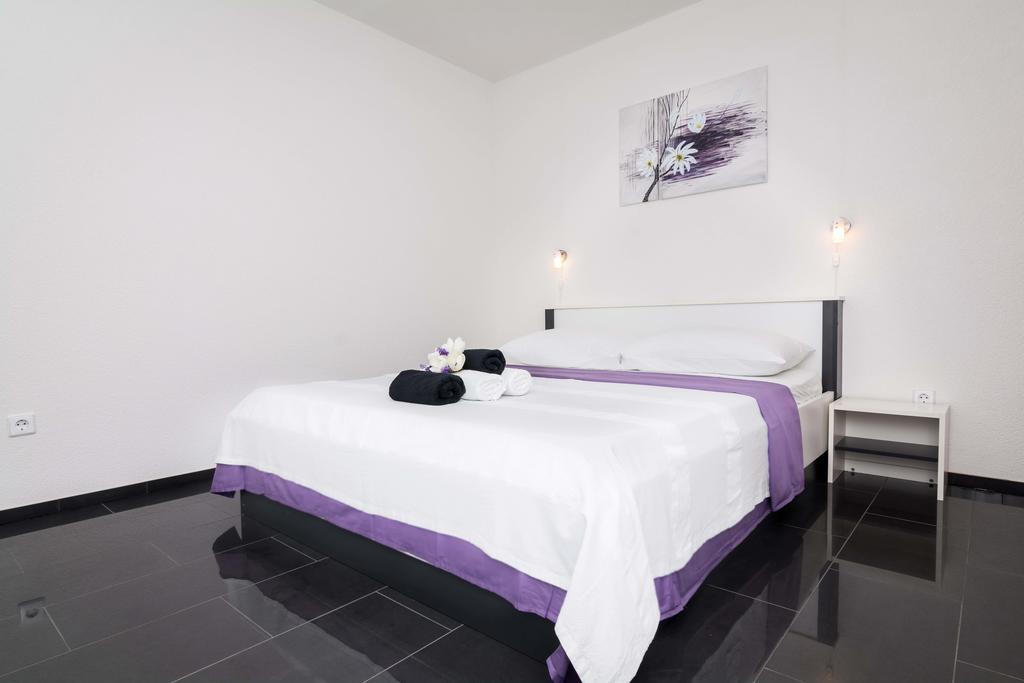 Apartments Ilak Trogir Ngoại thất bức ảnh